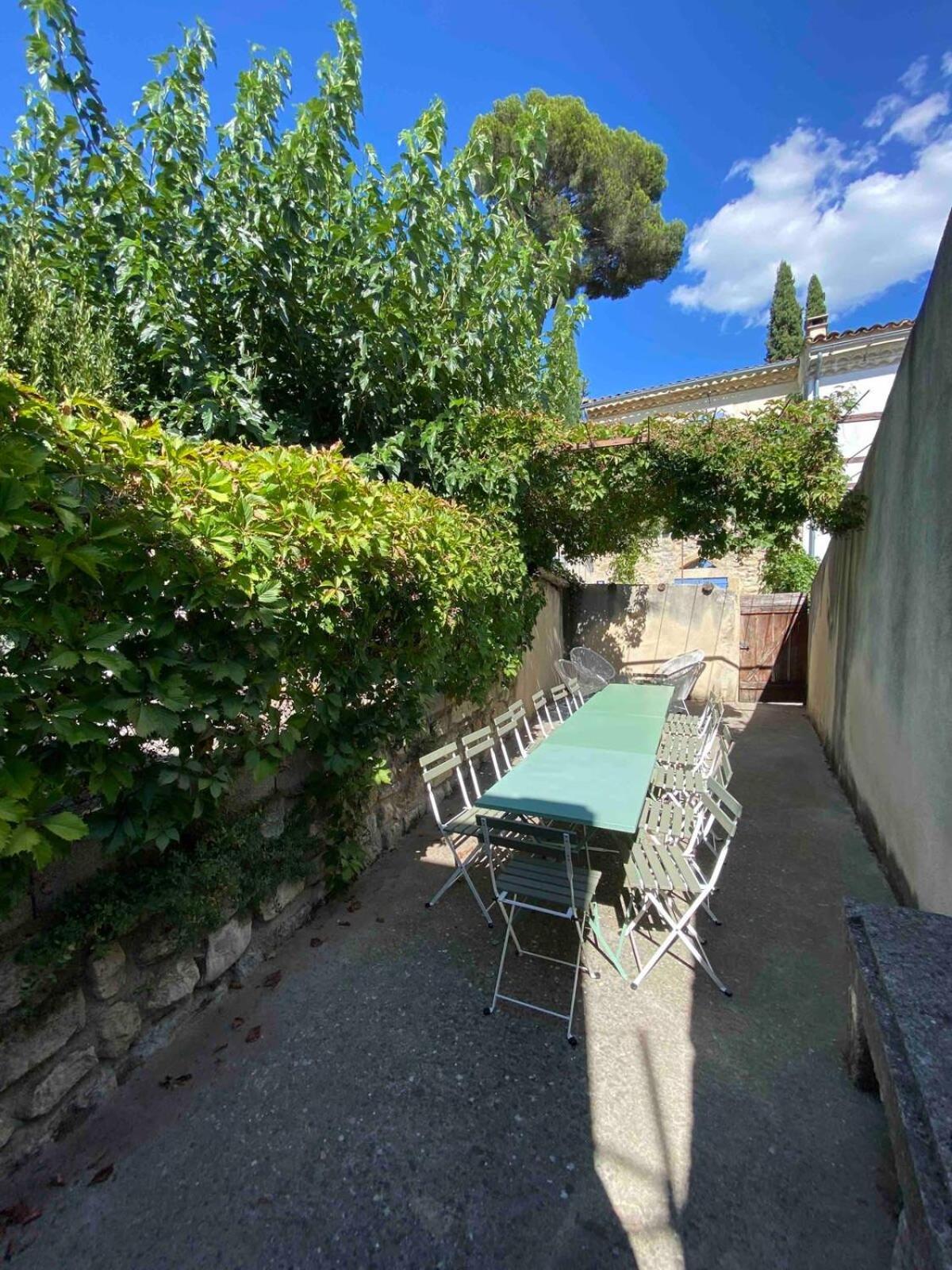 Maison Cosy Lodge 15 P Clim Wifi Cour Garage Montfrin Екстериор снимка
