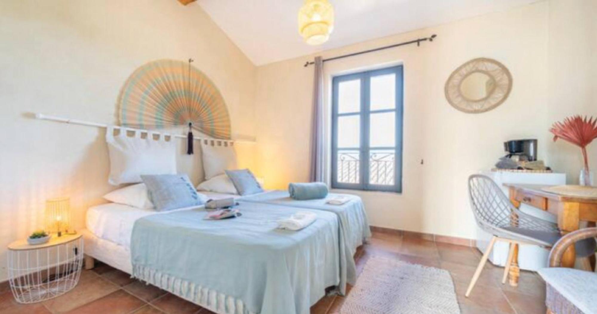 Maison Cosy Lodge 15 P Clim Wifi Cour Garage Montfrin Екстериор снимка
